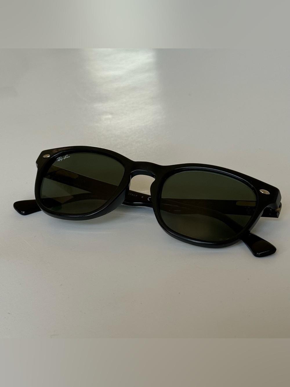 Ray-Ban RB4140 601 3N Wayfarer Style Black Sunglasses with Case - Picture 2 of 11
